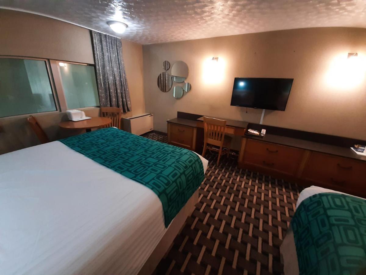 Howard Johnson By Wyndham Woodstock Nb Εξωτερικό φωτογραφία