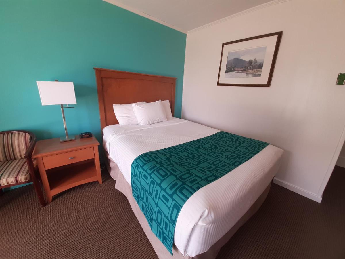 Howard Johnson By Wyndham Woodstock Nb Εξωτερικό φωτογραφία