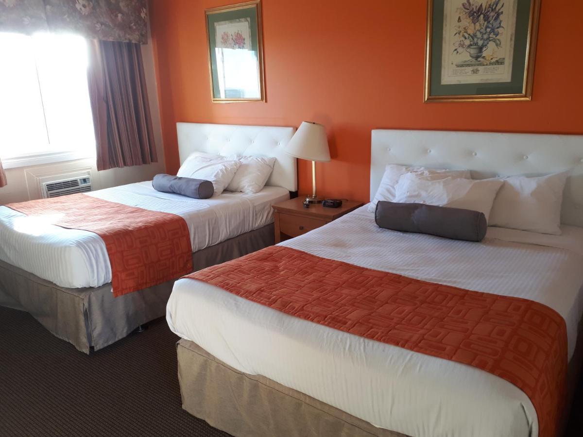 Howard Johnson By Wyndham Woodstock Nb Εξωτερικό φωτογραφία