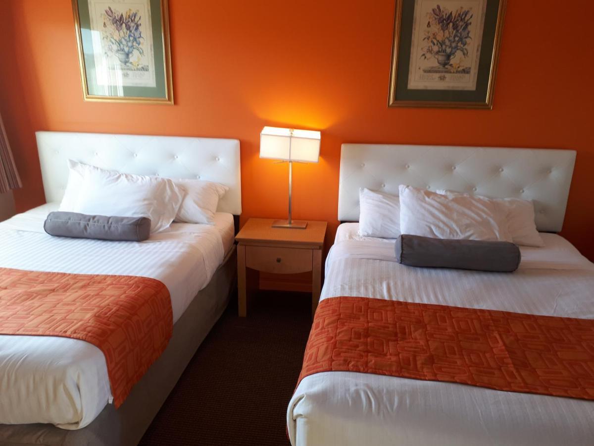 Howard Johnson By Wyndham Woodstock Nb Εξωτερικό φωτογραφία