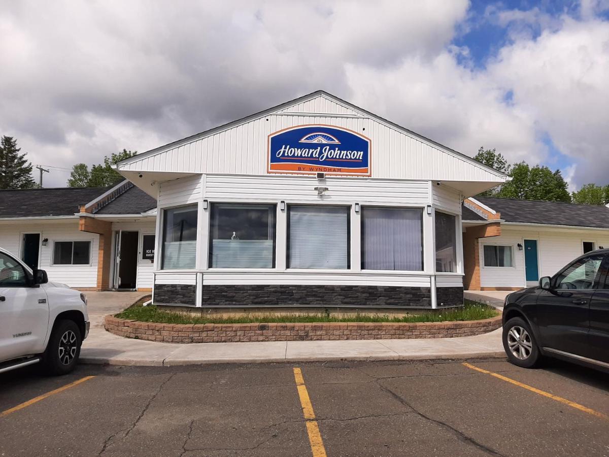 Howard Johnson By Wyndham Woodstock Nb Εξωτερικό φωτογραφία