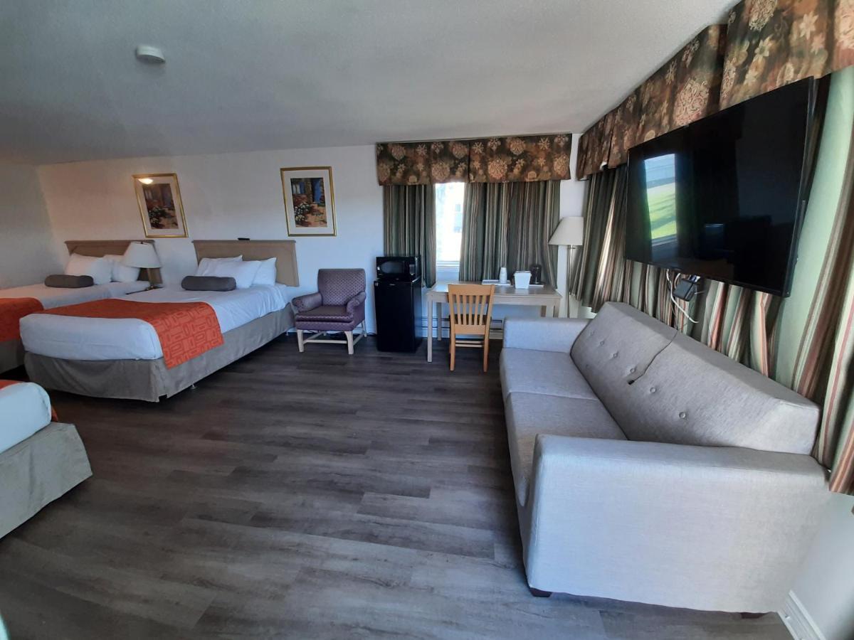 Howard Johnson By Wyndham Woodstock Nb Εξωτερικό φωτογραφία