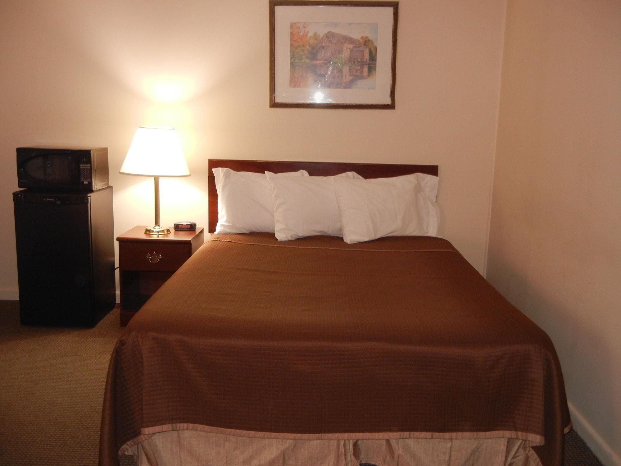 Howard Johnson By Wyndham Woodstock Nb Εξωτερικό φωτογραφία